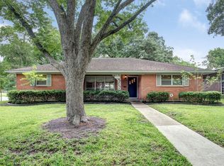 9103 Timberside Dr, Houston, TX 77025