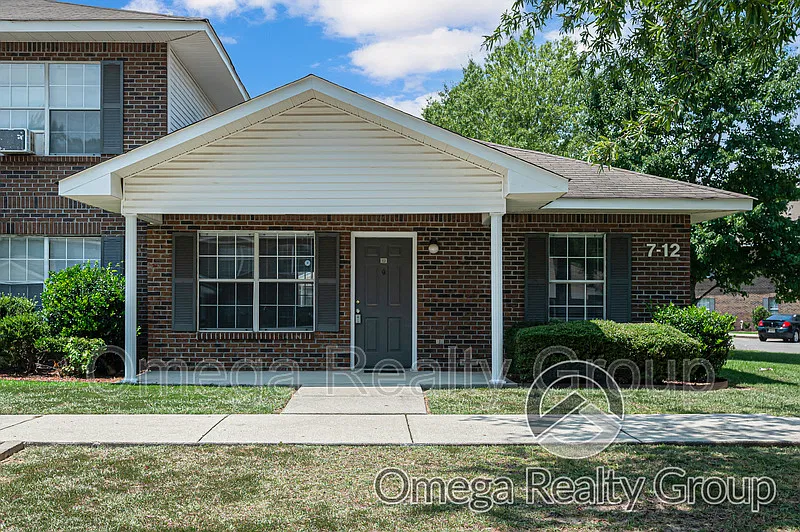 Ridgeview Apartments — Photo 1