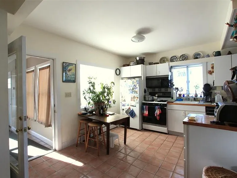 126 Holworthy St — Photo 10