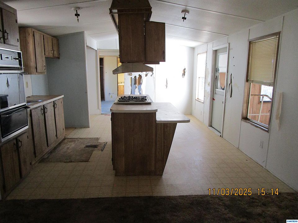 2nd image of 5012 Cottonwood Rd