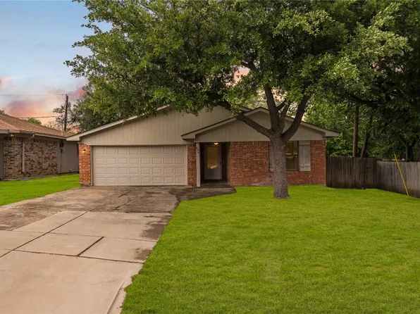 604 Walter Ct, White Settlement, TX 76108