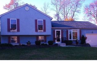 9 Raleigh Ln, Marlton, NJ 08053