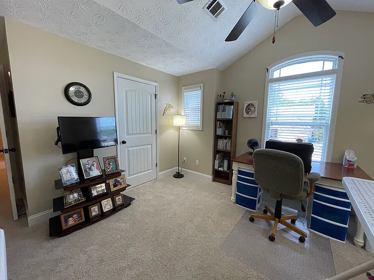 7192 Tall Pine Ct — Photo 36