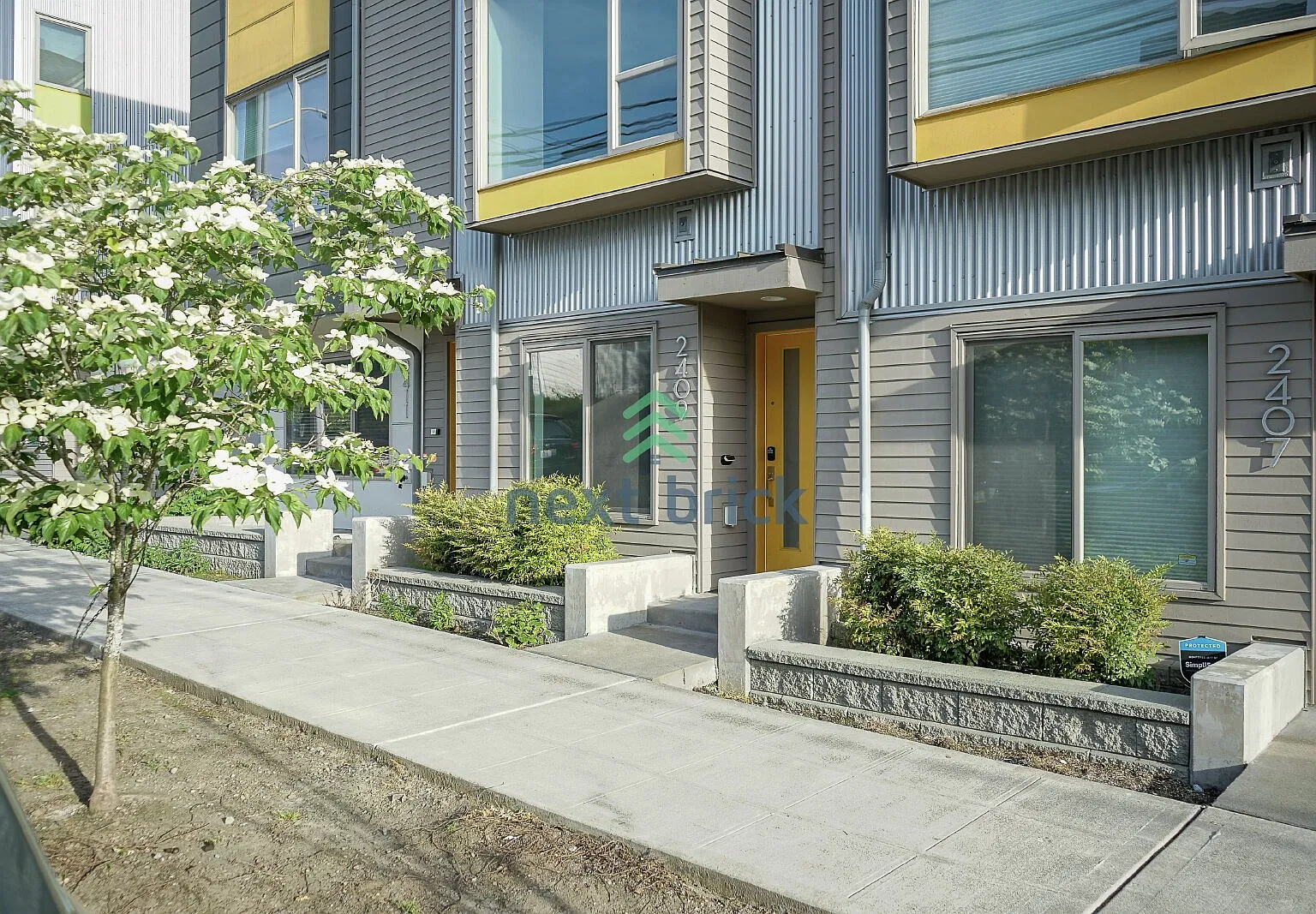"Spacious 3-Bedroom Seattle Home Near Judkins Park Light Rail!" — Photo 1