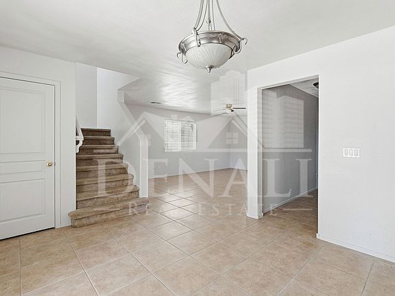 5th image of 21939 W Cocopah St