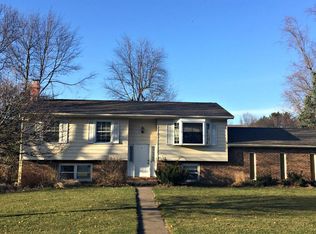 510 Shannon Dr, Chesterton, IN 46304