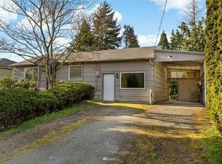 645 SW 149th St, Seattle, WA 98166