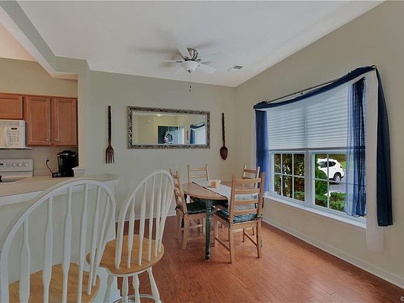 4th image of 10539 Mountain Gate Way #10539