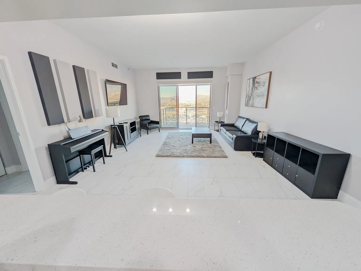 2 bed, 1368 sqft, $2,850 — Photo 1