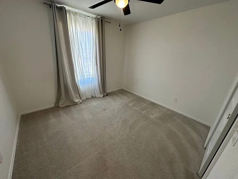 7226 Rim Bluff Ln — Photo 17