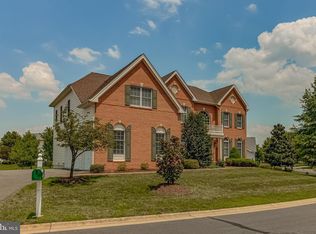 20258 Kiawah Island Dr, Ashburn, VA 20147