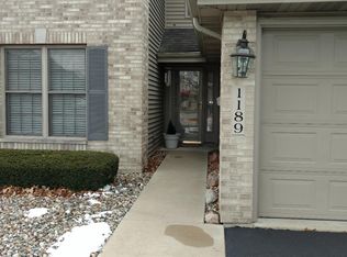 1189 Timberwood Ln, Schererville, IN 46375