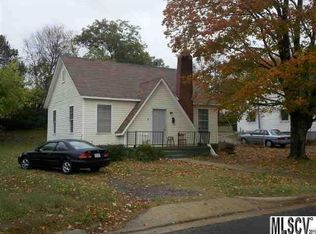 926 S Center St, Hickory, NC 28602