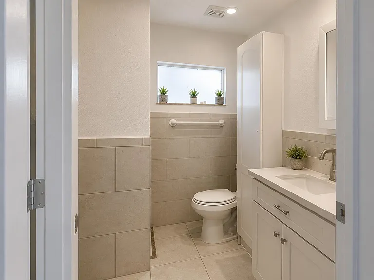 725 Dobbins St #731 — Photo 4
