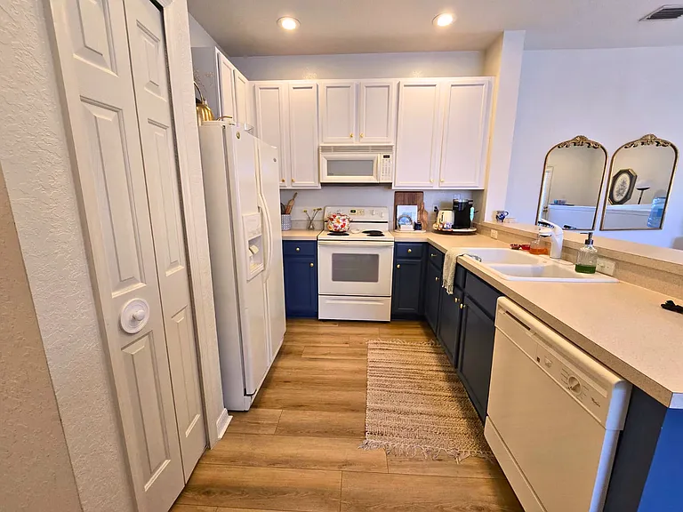 3435 Parkridge Cir #19-203 — Photo 10