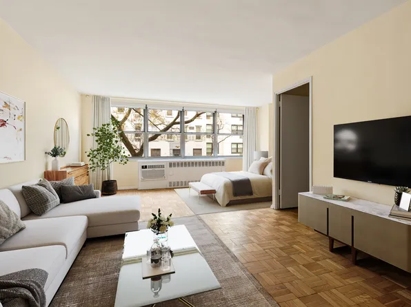 310 East 70th Street image 1 of 6