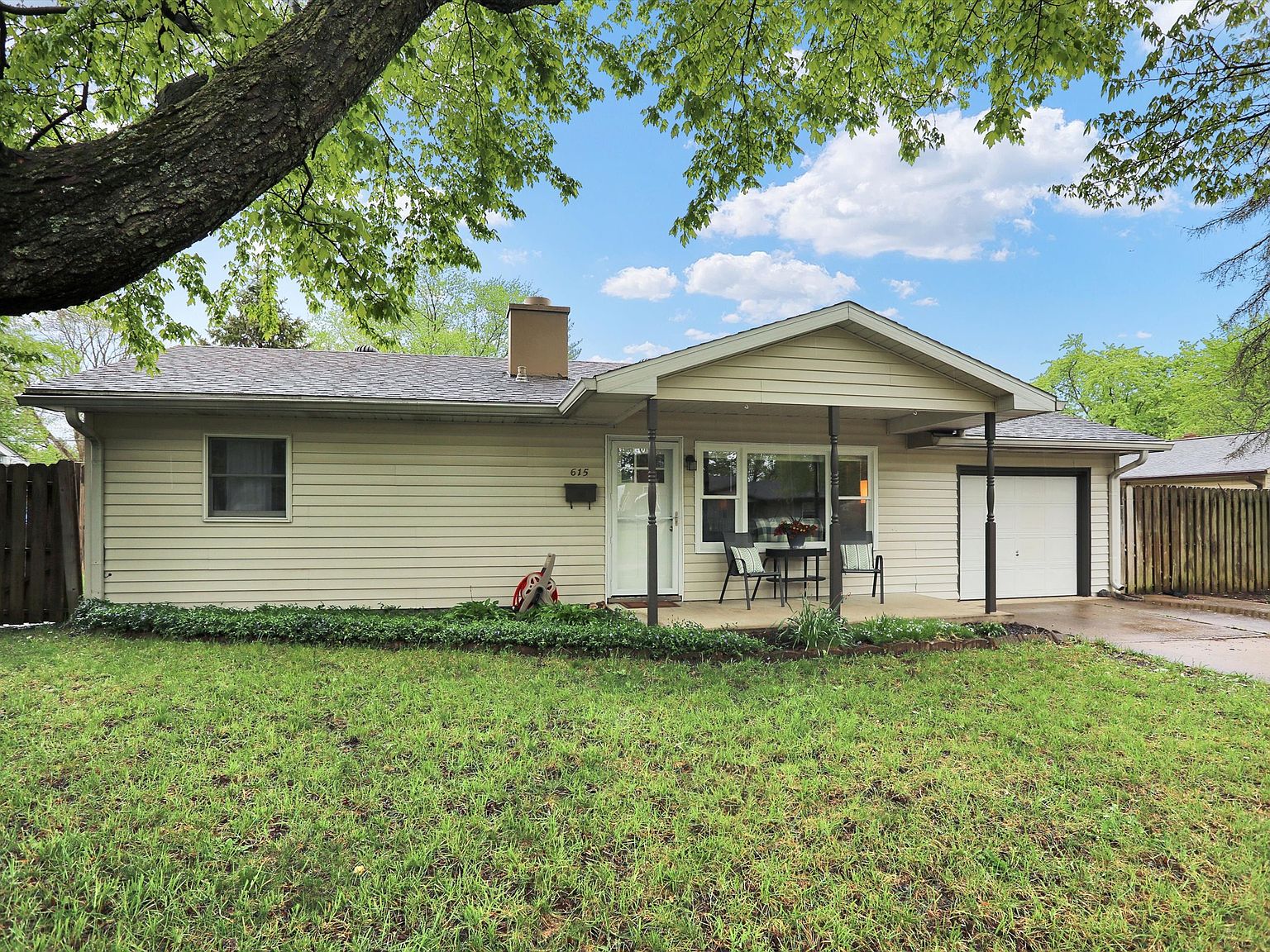 615 Hanover Dr, New Whiteland, IN 46184 Zillow