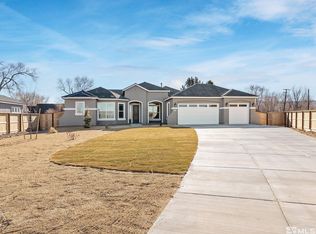 405 White Hawk Rd, Fernley, NV 89408
