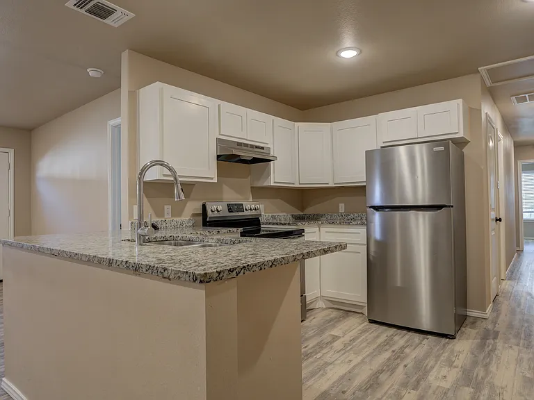 1009 Preston Trl #B — Photo 12