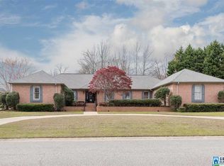 724 Oakline Cir, Birmingham, AL 35226