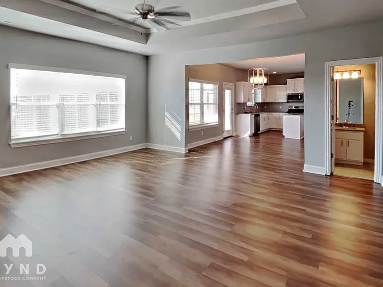5903 SW Gentle Winds Ave — Photo 6