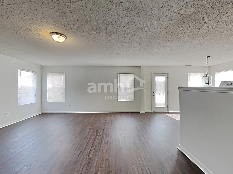 19446 Prairie Crossing Dr — Photo 8