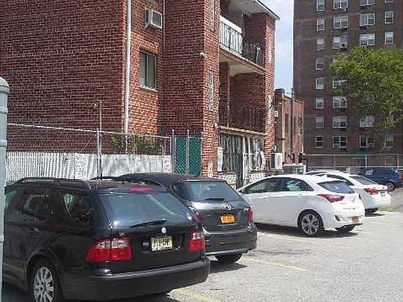 5th image of 2606 Cropsey Ave APT 2C