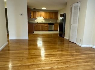 224 Babcock St #17, Brookline, MA 02446