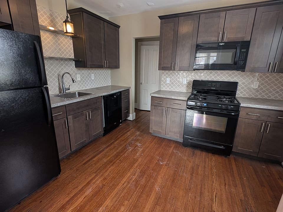 Large kitchen