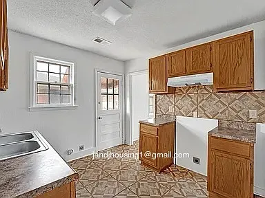 2673 Enterprise Ave — Photo 6
