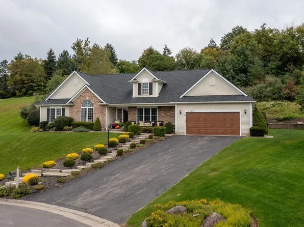 7359 Sachem Trl, Victor, NY 14564