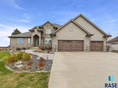 704 E Saint Andrews Dr, Sioux Falls, SD, 57108