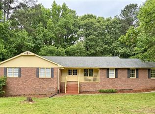665 Arnold Rd, Lawrenceville, GA 30044
