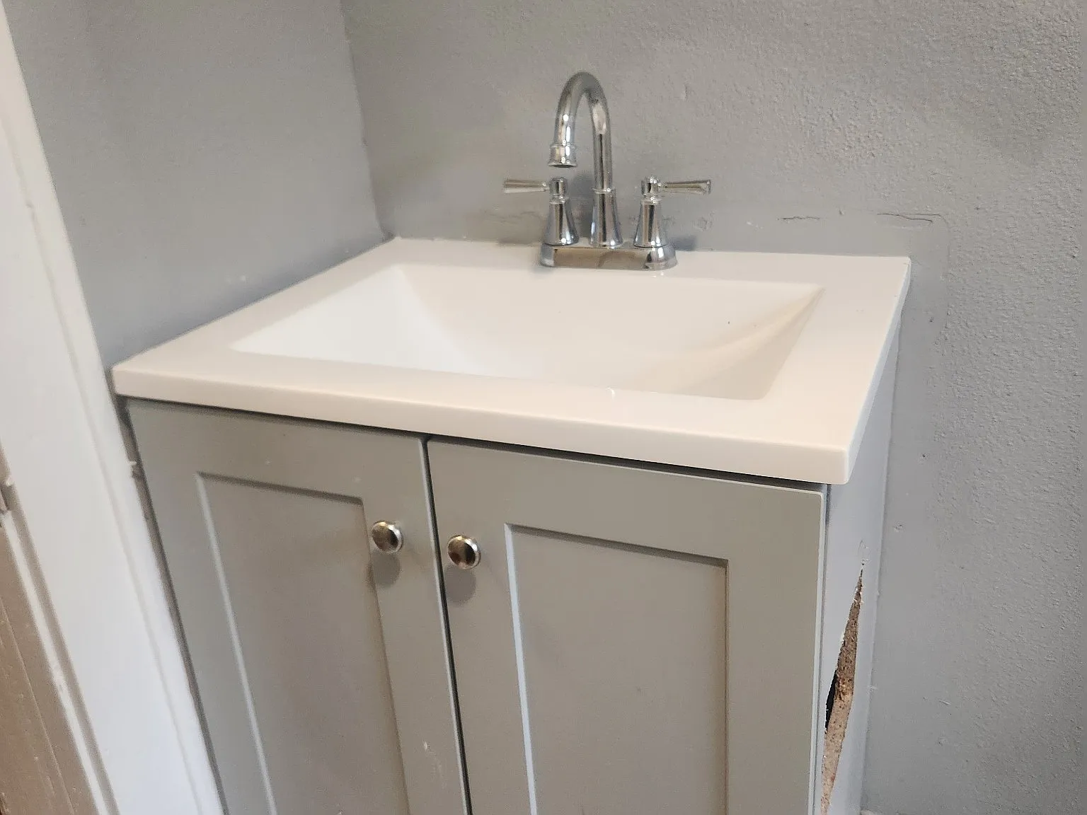 3 bed, 1600 sqft, $1,750 — Photo 3