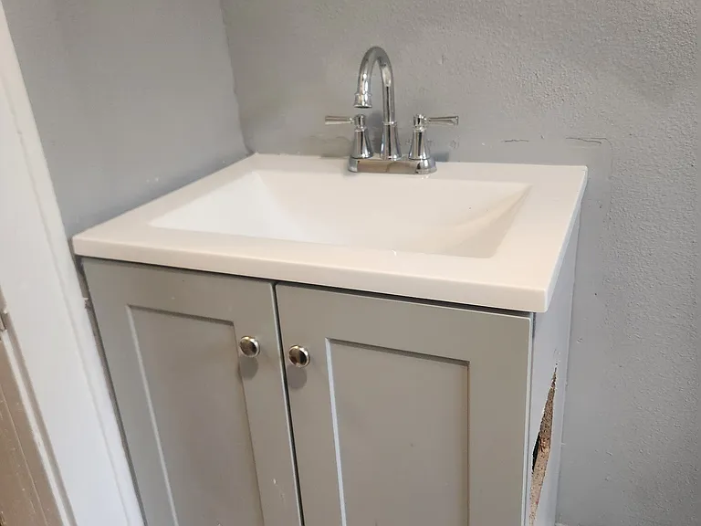 334 Barrett Pl — Photo 5