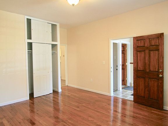 4th image of 4110 23rd Rd Floor 1