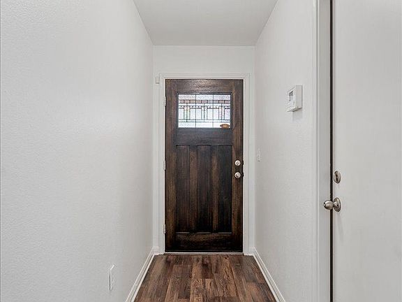 2nd image of 133 Moulins Ln