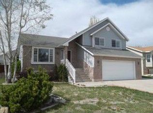 1207 N Sandi Dr, Layton, UT 84041