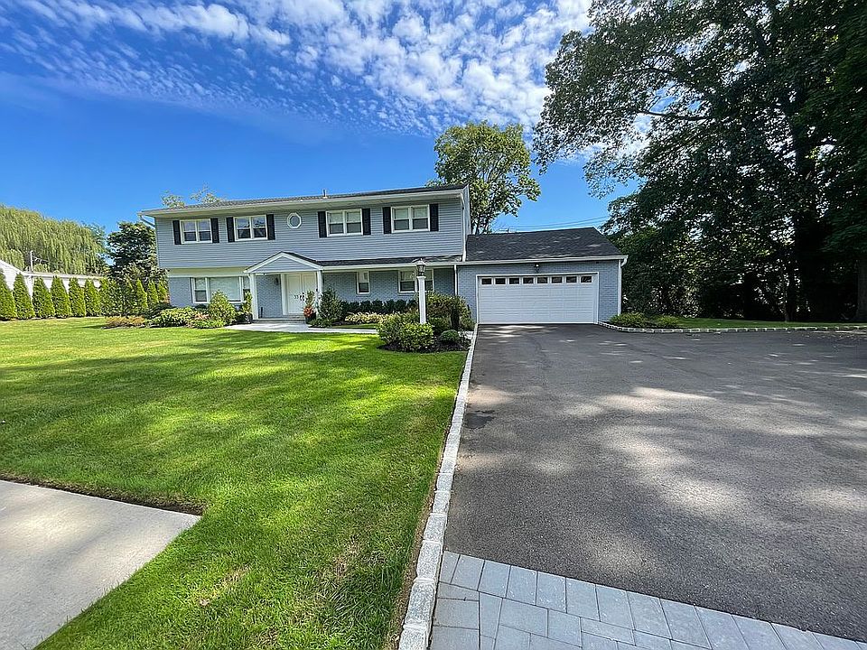 2nd image of 55 Chestnut Dr