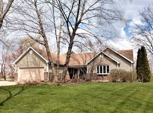 430 Sleeping Bear Trl, Gilberts, IL 60136