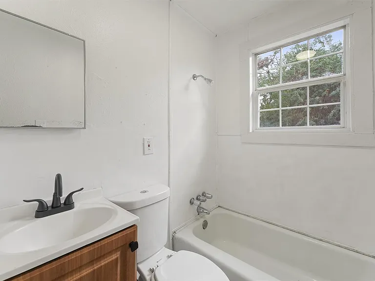 8514 Spaulding St #1 — Photo 7