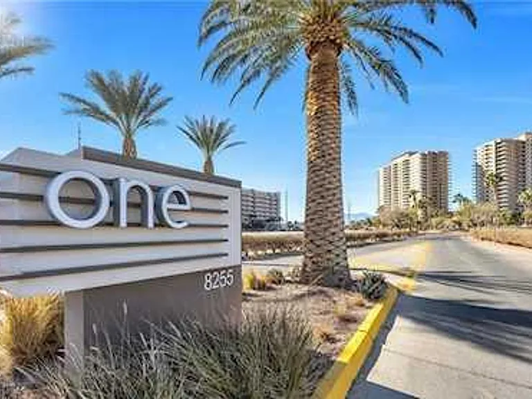 8255 Las Vegas Blvd S #1122 — Photo 35