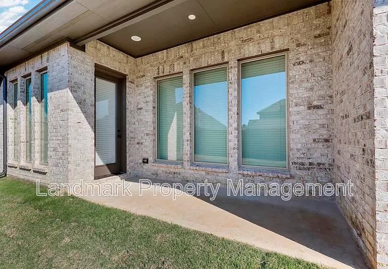 1824 Buckeye Ln — Photo 42