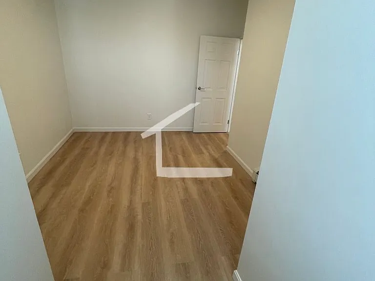 517 Massachusetts Ave #3B — Photo 10