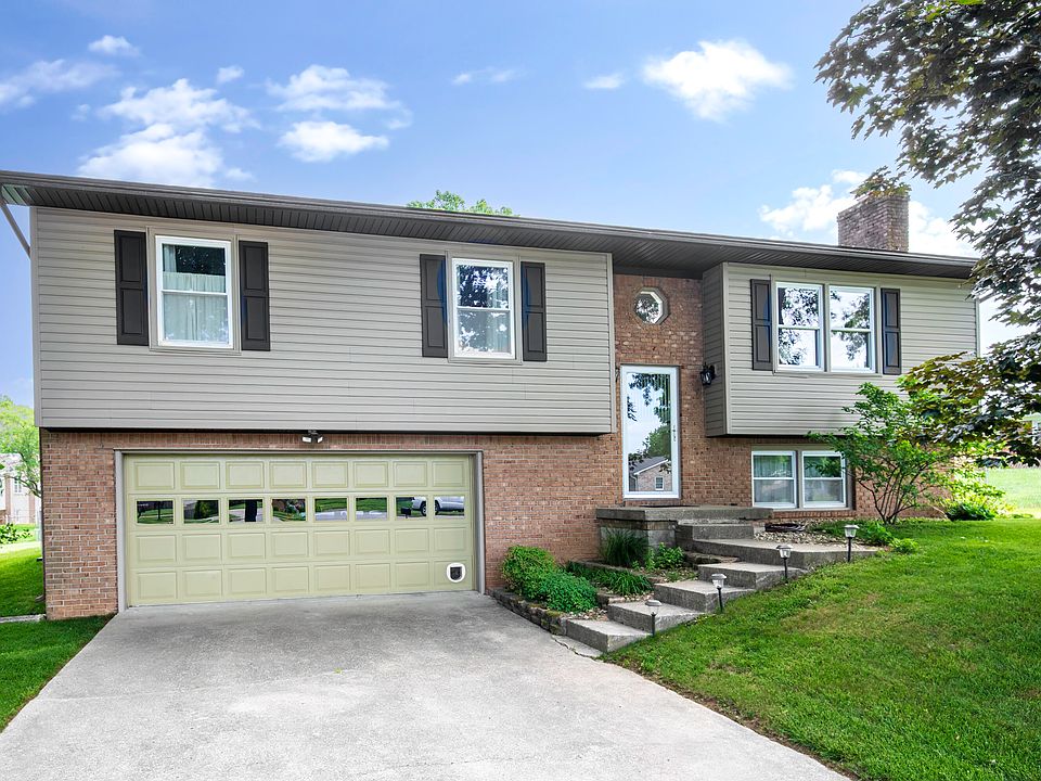 1st image of 203 Westridge Ct
