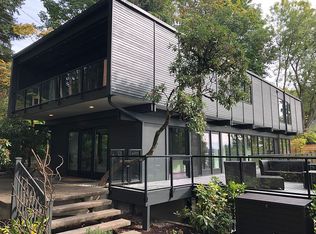 8101 SE 48th St, Mercer Island, WA 98040