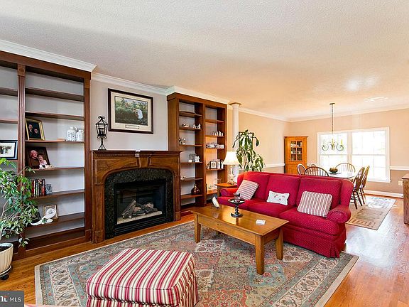 4th image of 118 Barkwood Dr