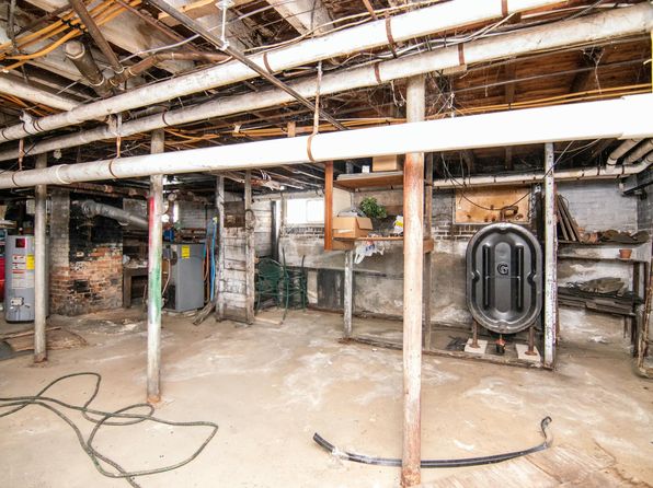 lewiston-maine-125392318 picture