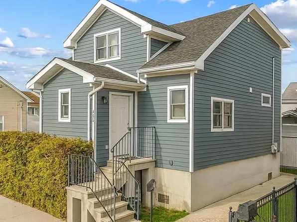 116 Frank Ct Court, Brooklyn, NY 11229