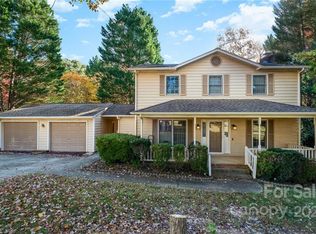 2709 Stockwood Dr, Gastonia, NC 28056